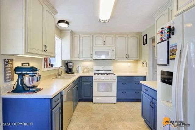 3701 James Drive, Anchorage, AK 99504