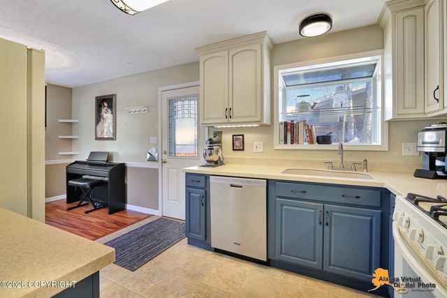 3701 James Drive, Anchorage, AK 99504