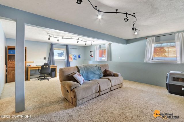 3701 James Drive, Anchorage, AK 99504