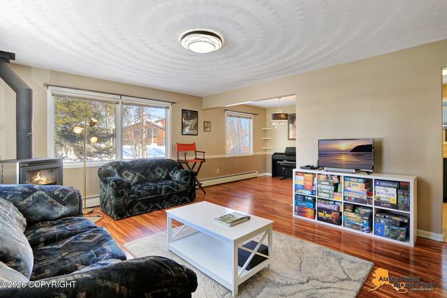 3701 James Drive, Anchorage, AK 99504