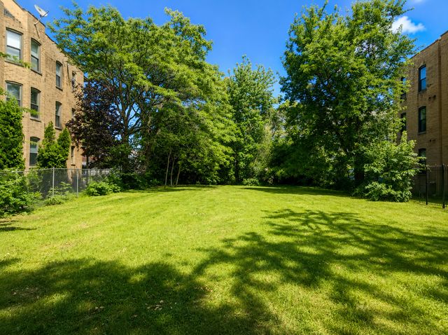 5031 S Michigan Avenue, Chicago, IL 60615