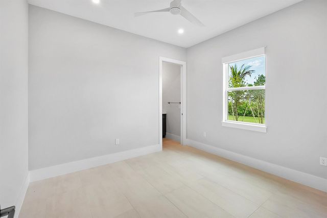20060 SE Bridgewater Drive, Jupiter, FL 33458