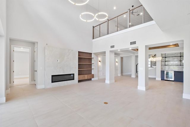 20060 SE Bridgewater Drive, Jupiter, FL 33458