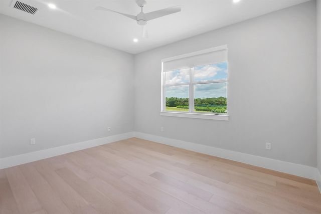 20060 SE Bridgewater Drive, Jupiter, FL 33458