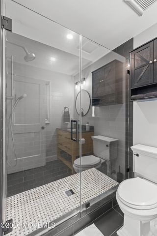 11 Center Street, Sea Bright, NJ 07760