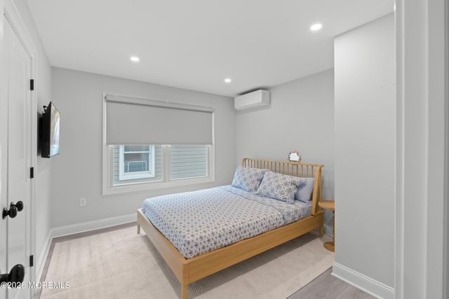 11 Center Street, Sea Bright, NJ 07760