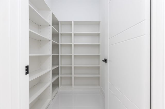 9 Edison Lane, Palm Coast, FL 32164