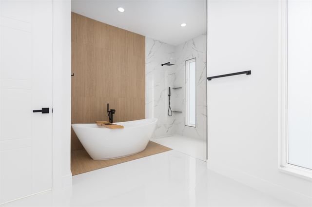 9 Edison Lane, Palm Coast, FL 32164