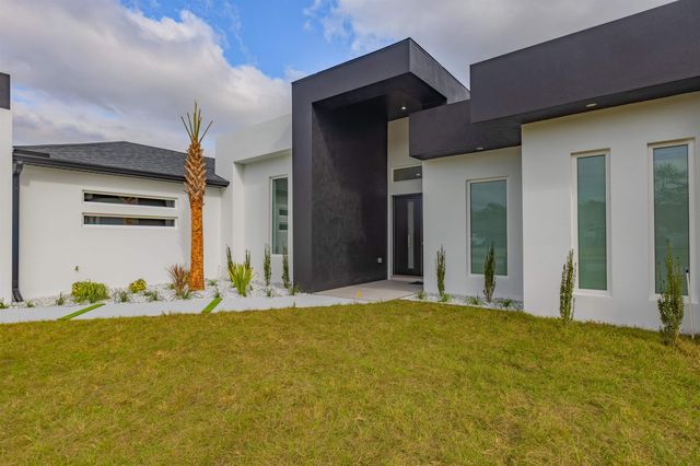 9 Edison Lane, Palm Coast, FL 32164