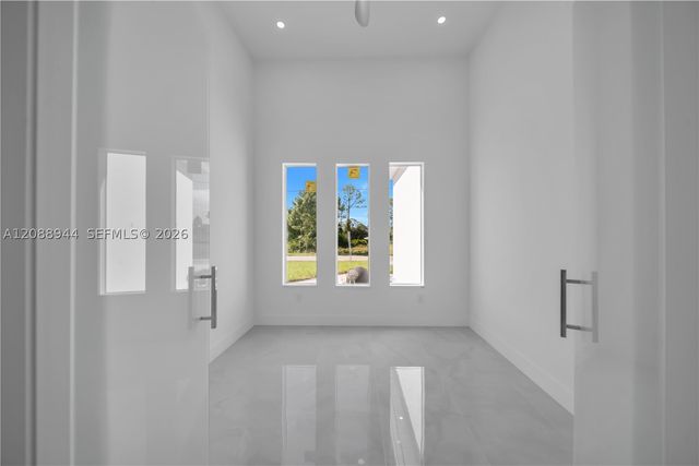 3710 SW 6th St, Lehigh Acres, FL 33976