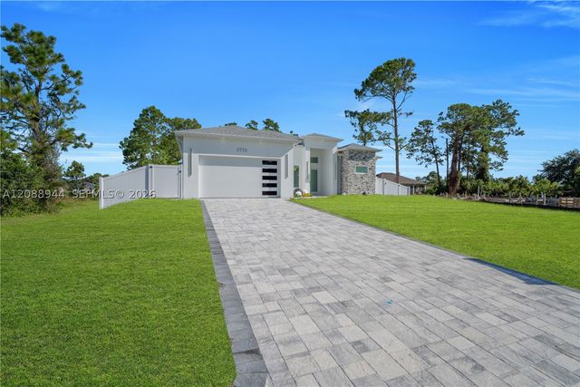 3710 SW 6th St, Lehigh Acres, FL 33976