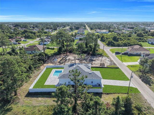 3710 SW 6th St, Lehigh Acres, FL 33976