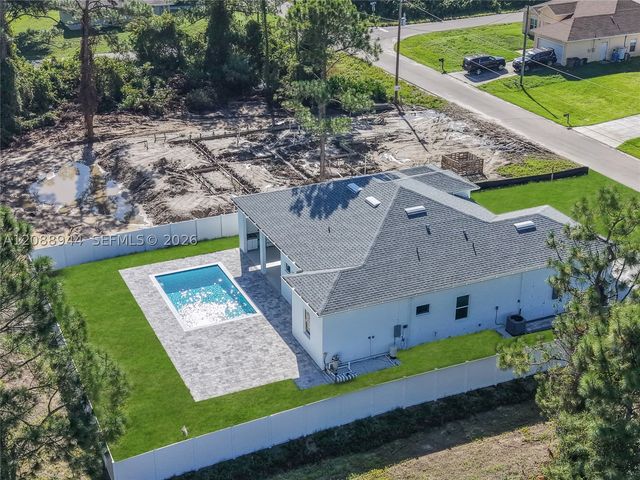 3710 SW 6th St, Lehigh Acres, FL 33976