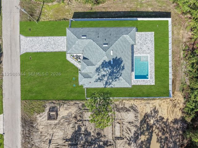 3710 SW 6th St, Lehigh Acres, FL 33976
