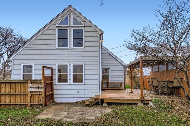 1581 Pinehurst Avenue, Saint Paul, MN 55116