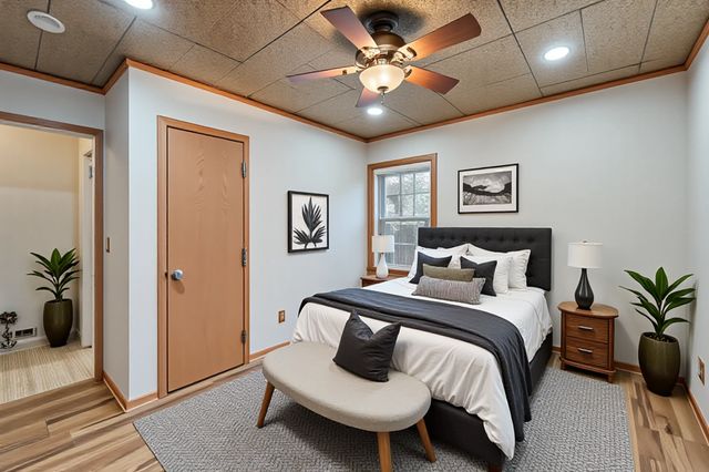 1581 Pinehurst Avenue, Saint Paul, MN 55116