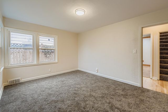 1581 Pinehurst Avenue, Saint Paul, MN 55116