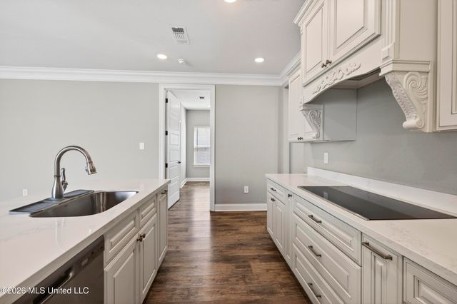 127 Grande View Drive, Biloxi, MS 39531