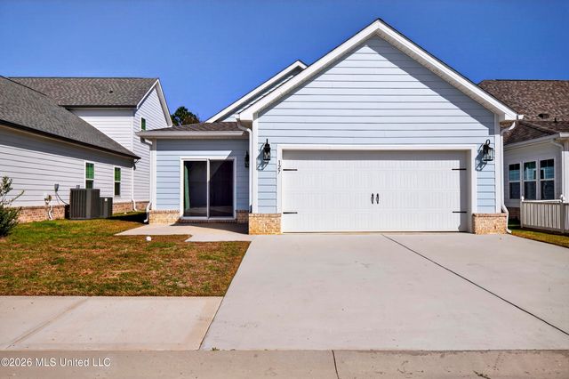 127 Grande View Drive, Biloxi, MS 39531
