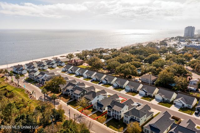 127 Grande View Drive, Biloxi, MS 39531