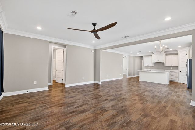 127 Grande View Drive, Biloxi, MS 39531