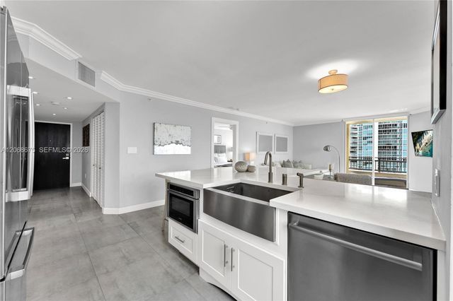 90 Alton Road 1102, Miami Beach, FL 33139