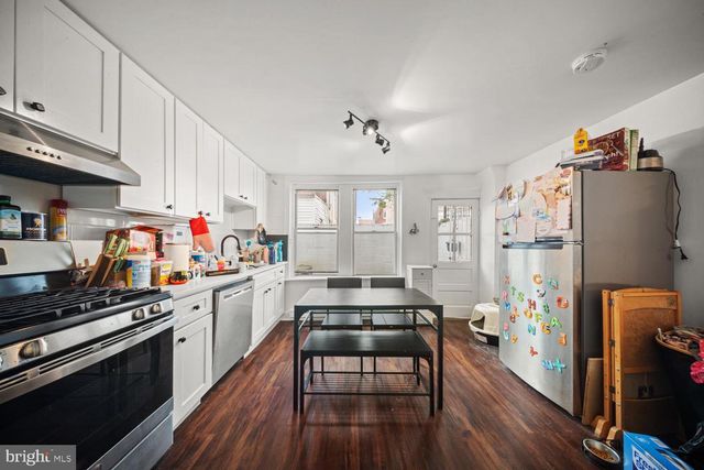 521 GREENWICH ST, Philadelphia, PA 19147