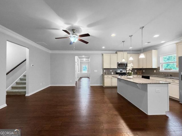 1100 Sycamore Creek Trail, Sugar Hill, GA 30518