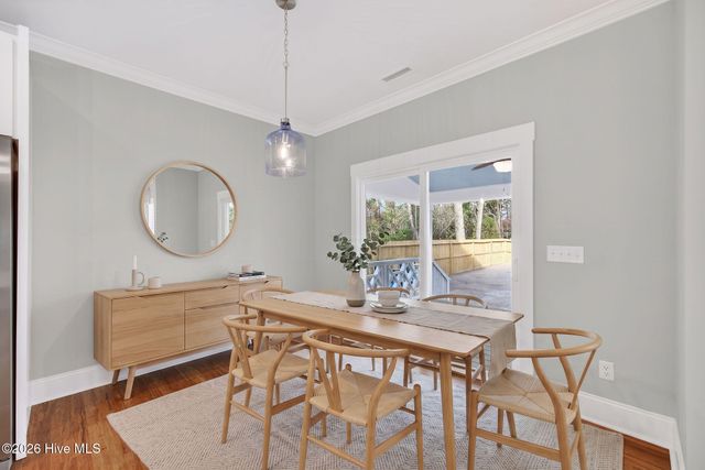 404 S Bodenheimer Street, Saint Helena, NC 28425