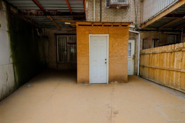 47 S 8th Street 1B, Brooklyn, NY 11249