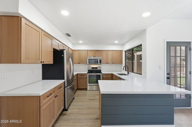14091 S 40TH Street, Phoenix, AZ 85044