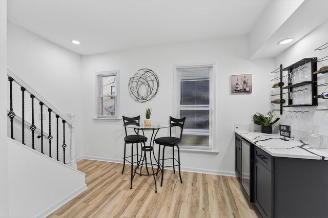 445 N 39th STREET, Milwaukee, WI 53208