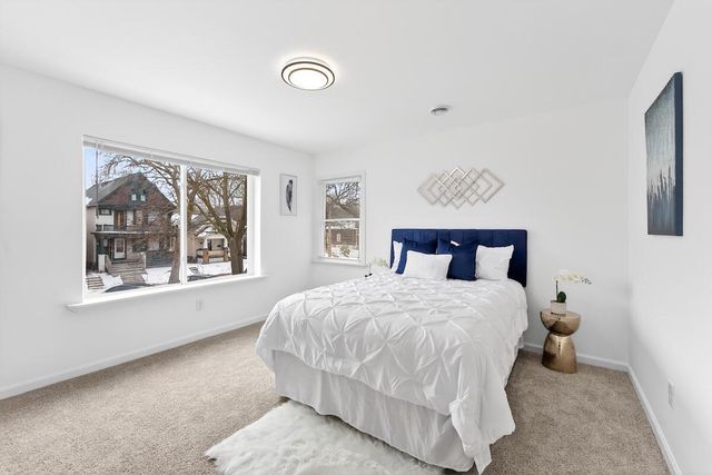 445 N 39th STREET, Milwaukee, WI 53208