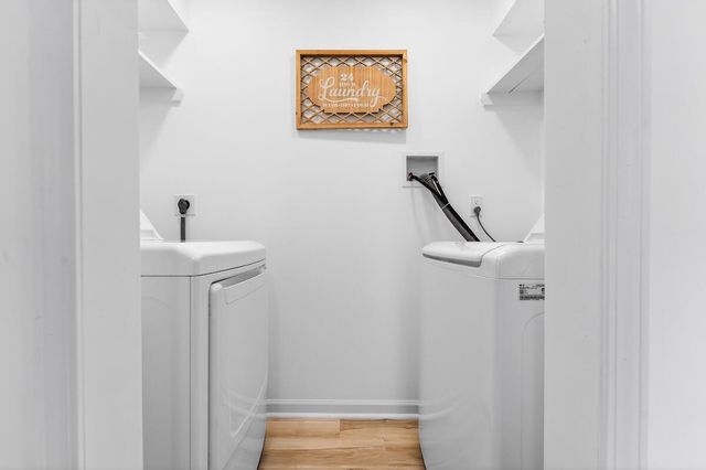 445 N 39th STREET, Milwaukee, WI 53208