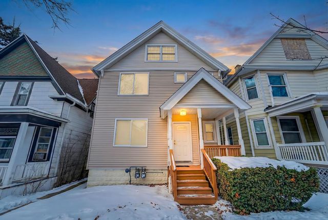 445 N 39th STREET, Milwaukee, WI 53208