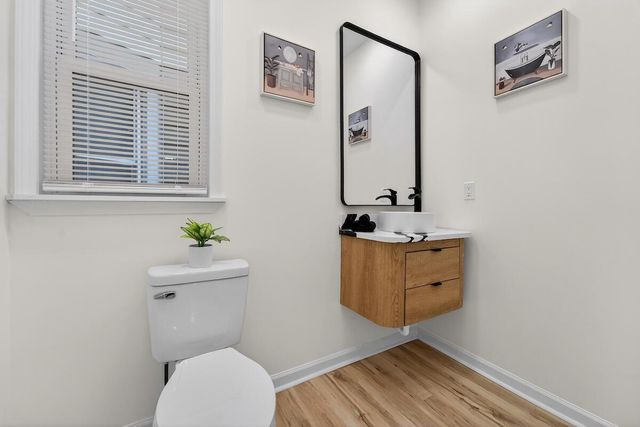 445 N 39th STREET, Milwaukee, WI 53208