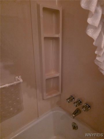 152 Puritan Road, Tonawanda, NY 14150