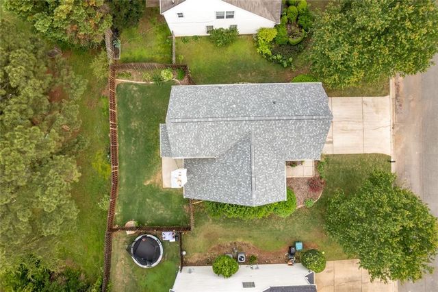 706 Weatherstone Trace, Woodstock, GA 30188