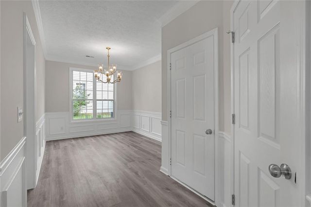 706 Weatherstone Trace, Woodstock, GA 30188
