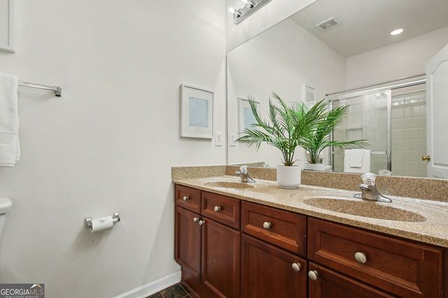 2367 Suwanee Pointe Drive, Lawrenceville, GA 30043