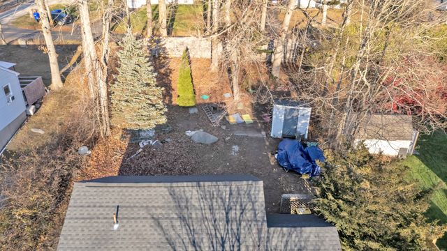 12 Hale Road, East Hampton, CT 06424