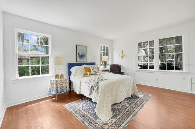 504 E CITRUS AVE, Eustis, FL 32726