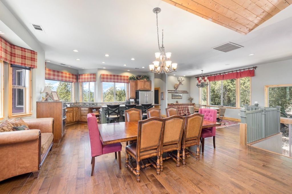 Image 18 of property listing at 39828 Granite Ridge Lane, Bass Lake, CA 93604