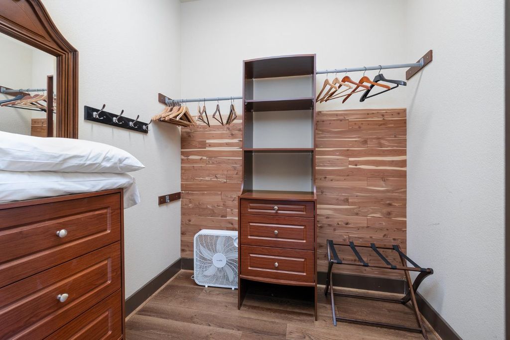 Image 31 of property listing at 39828 Granite Ridge Lane, Bass Lake, CA 93604