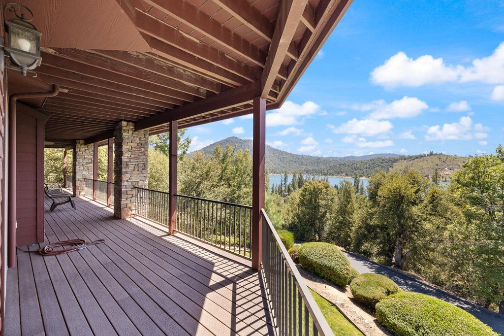 Image 44 of property listing at 39828 Granite Ridge Lane, Bass Lake, CA 93604