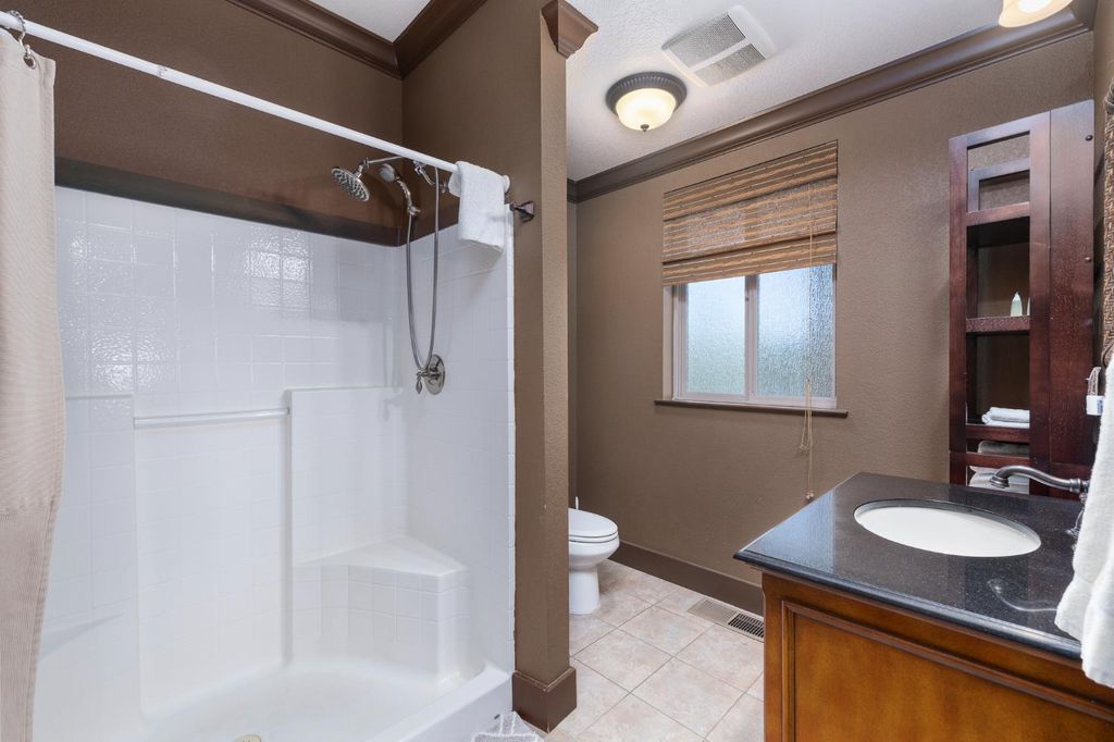 Image 45 of property listing at 39828 Granite Ridge Lane, Bass Lake, CA 93604