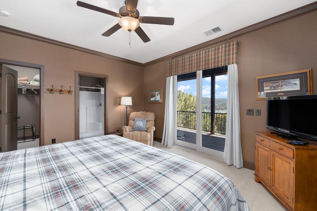 Image 48 of property listing at 39828 Granite Ridge Lane, Bass Lake, CA 93604