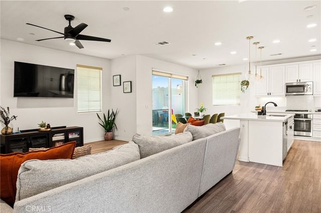 16411 Globetrotter, Chino, CA 91708