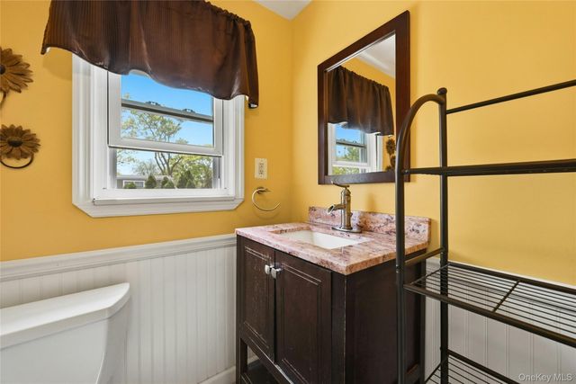 166 Abbey Street, Massapequa Park, NY 11762