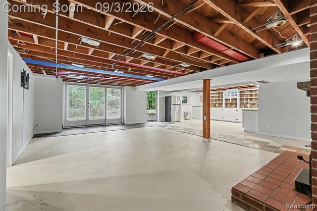 47040 Timberlane Street, Northville, MI 48167